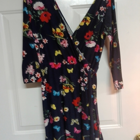 🦋Floral And Butterfly Wrap Dress Size XL - Picture 2 of 5